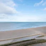 Family Spot By The Coastal Trails *