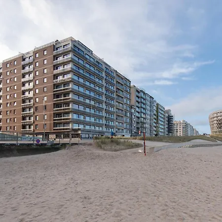 Family Spot By The Coastal Trails * Middelkerke
